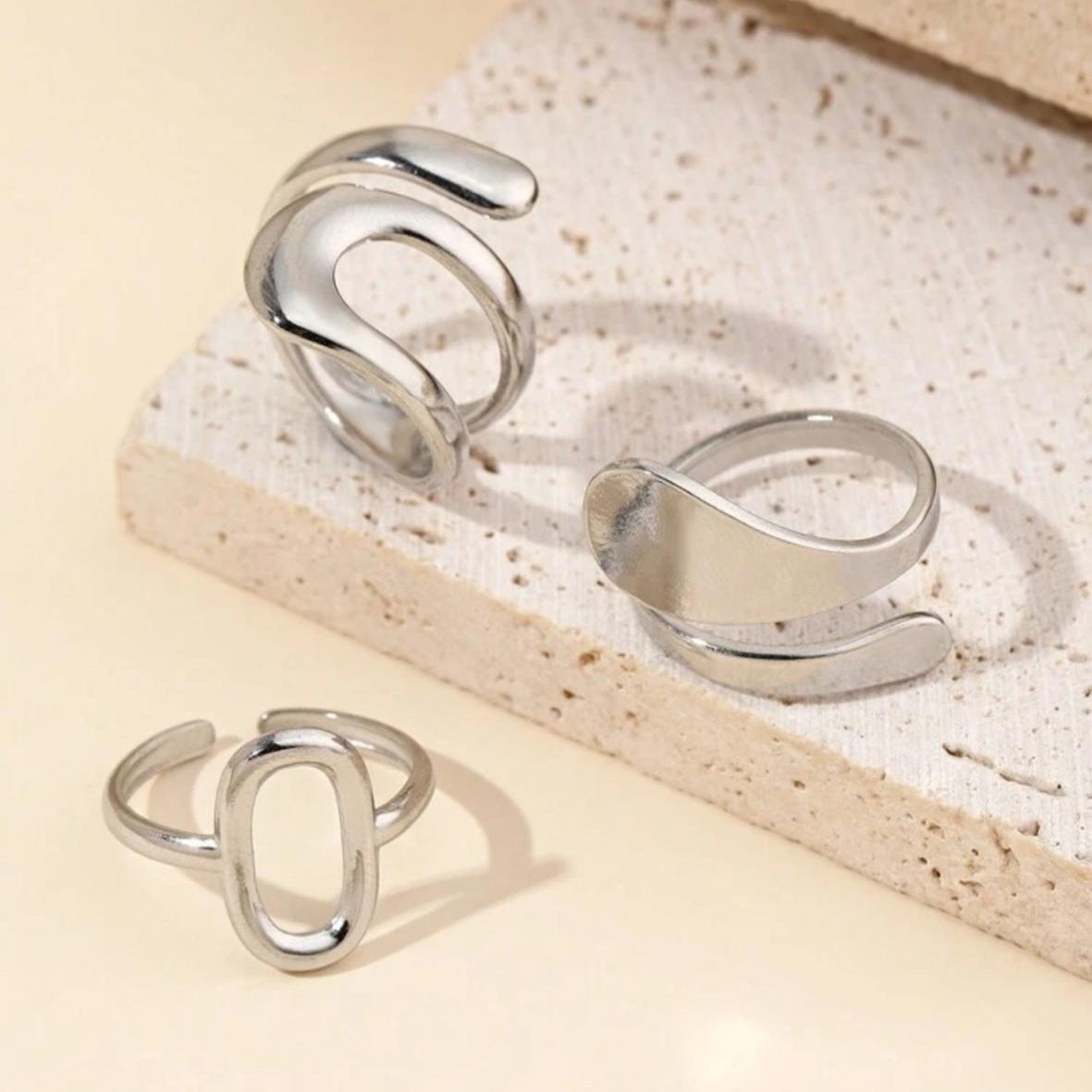 Anillos Variados de Acero Inoxidable Plateados Ajustables (Precio por Unidad)