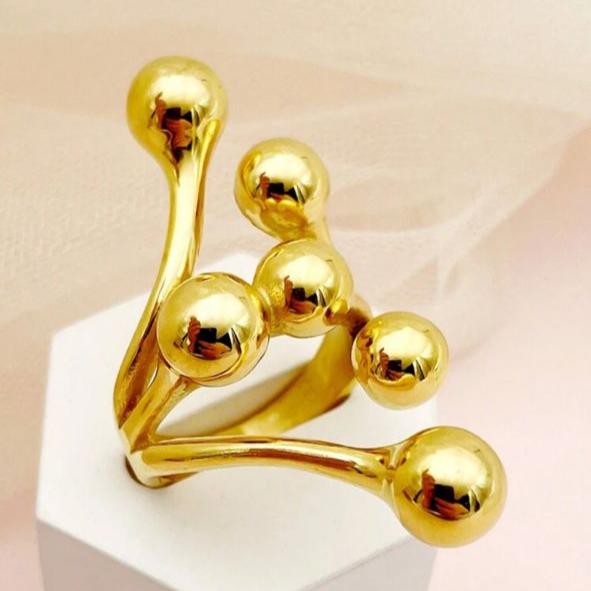 Anillo Asimétrico con 6 Cuentas