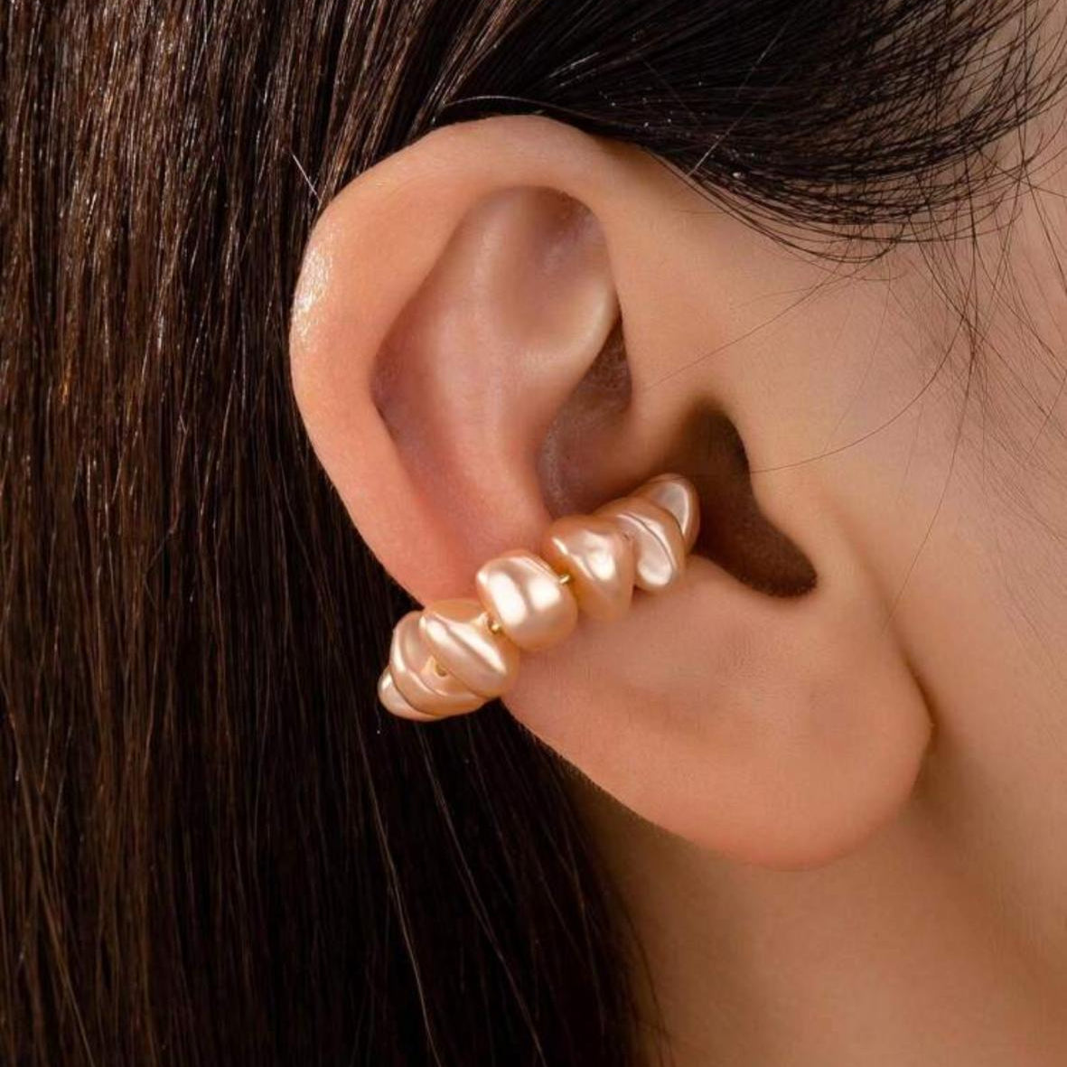 Cuff de Oreja de Perlas Champagne Grandes