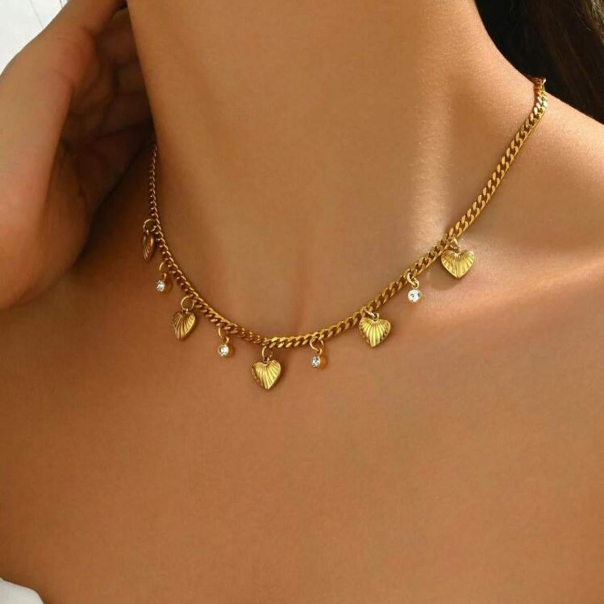 Collar Multidijes con Dijes de Corazón y Diamantes