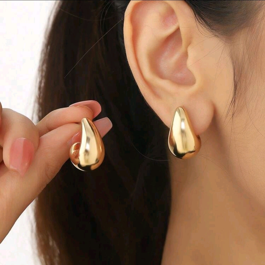 Pendientes En Forma De Gota Dorados
