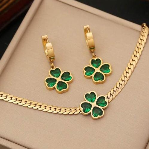 Set De Collar, Pulsera Y Zarcillos De La Suerte Con Zirconias Verdes en Forma de Trébol