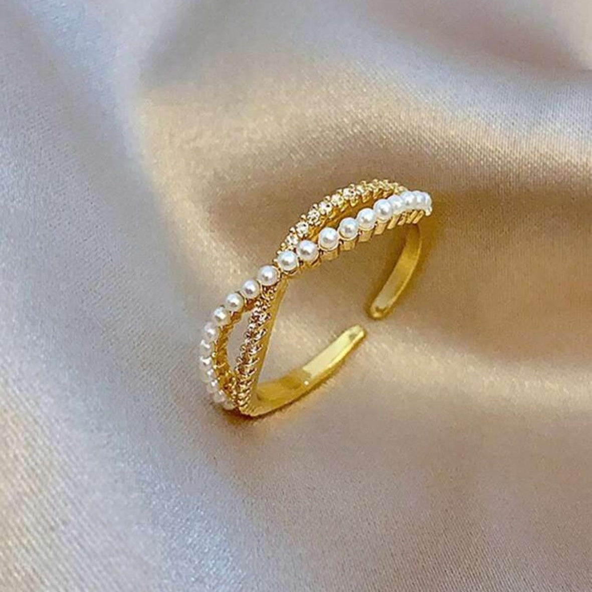 Anillo Cruzado X con Circonitas y Perlas