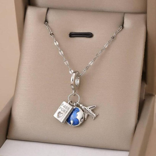 Collar Con Colgante De Avión, Mundo Y Pasaporte