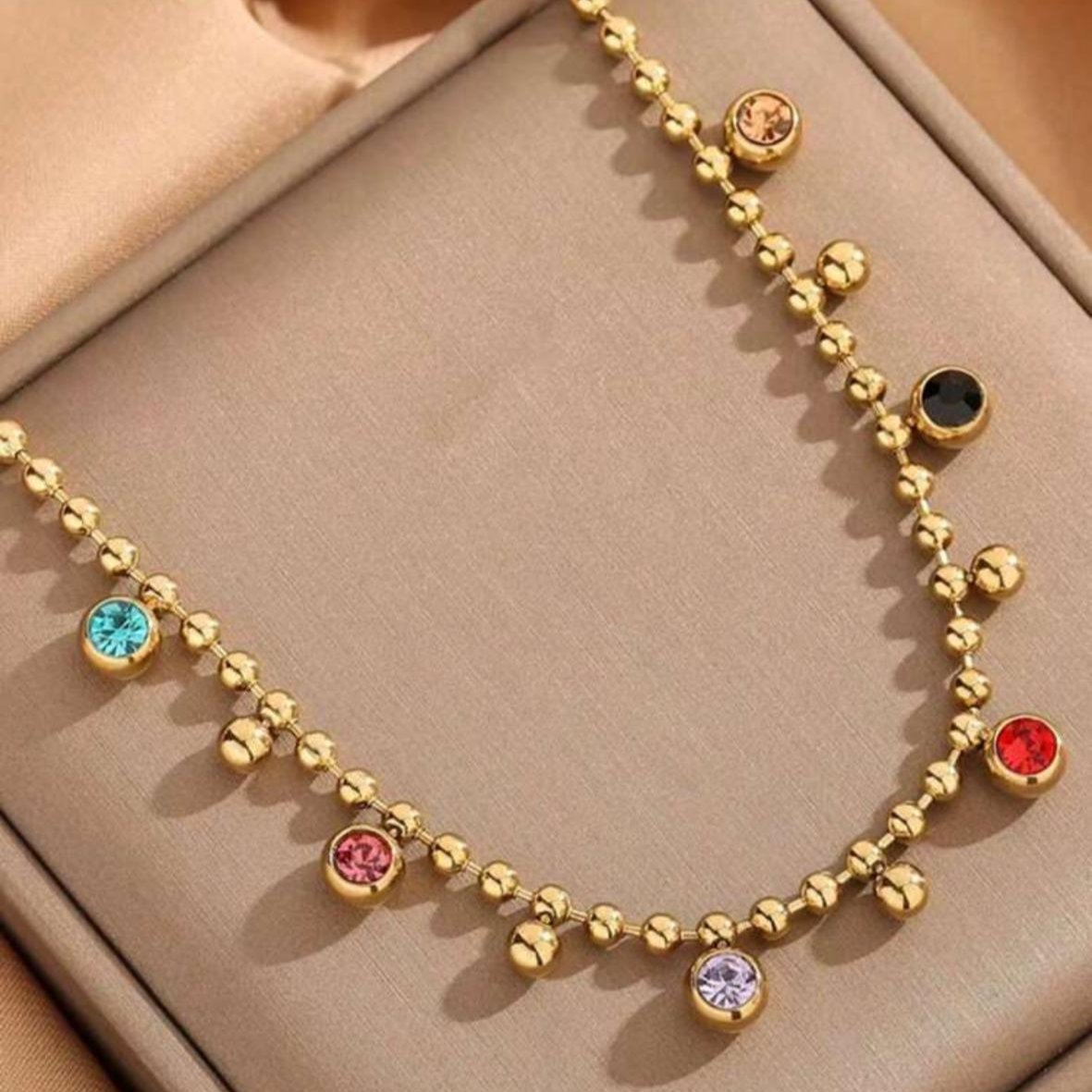 Collar Con Cuentas De Colores