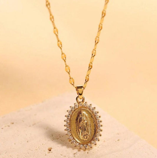 Collar Con Dije De La Virgen