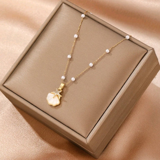 Collar De Concha De Mar Con Estrella Brillante