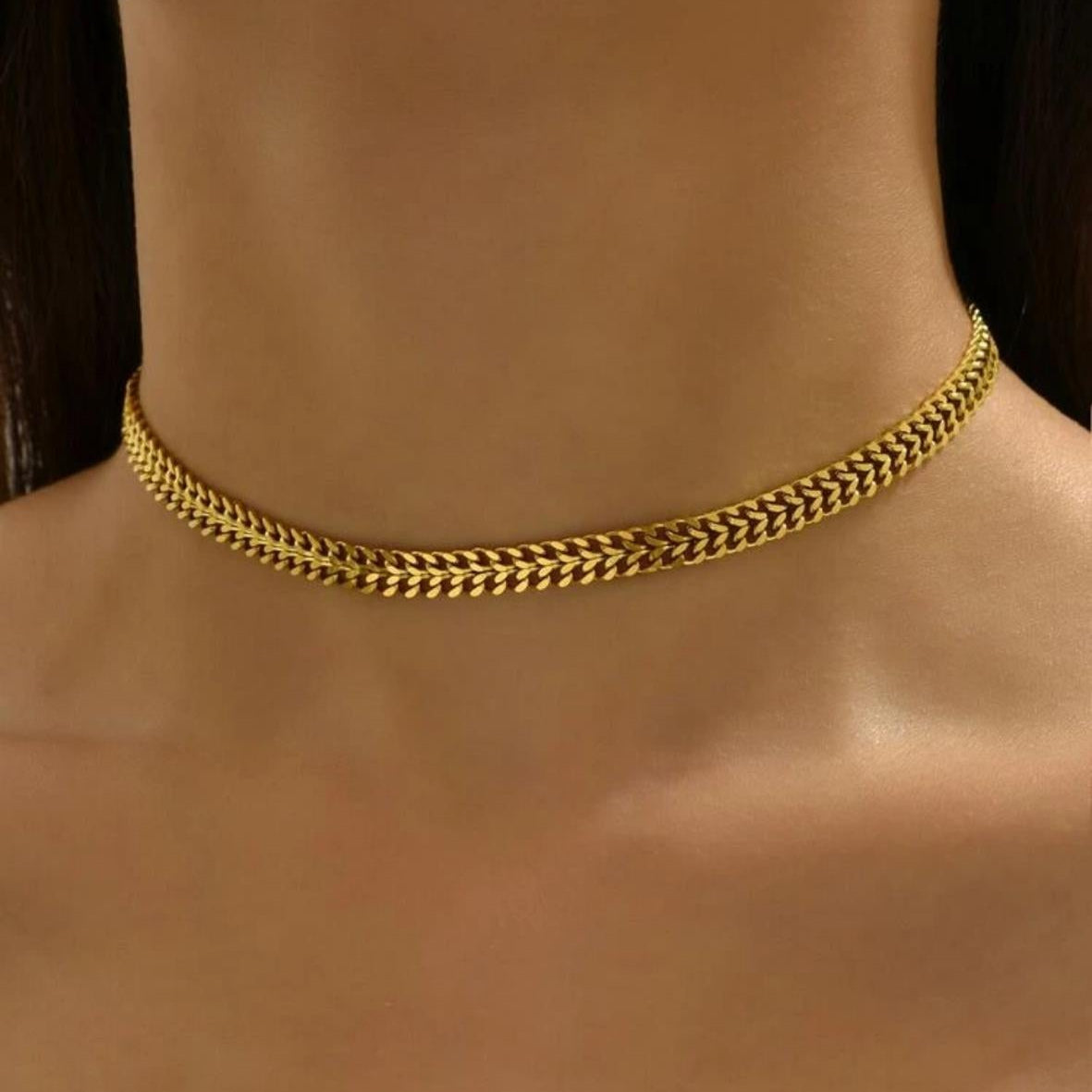 Collar Tipo Gargantilla Brotes Entrelazados