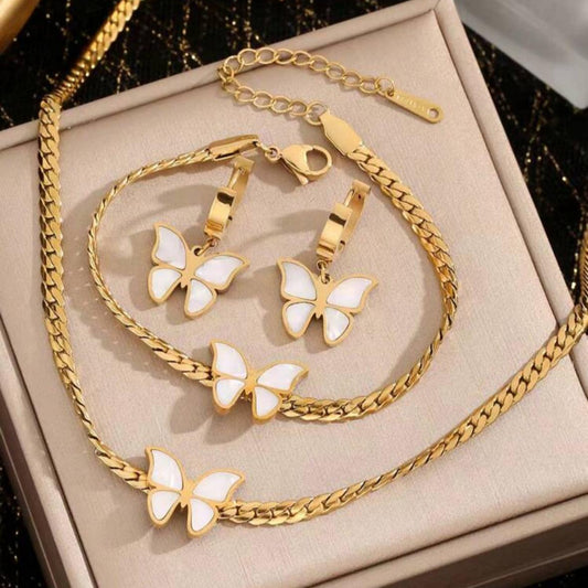 Set De Collar, Pulsera Y Zarcillos Con Mariposas Nacaradas