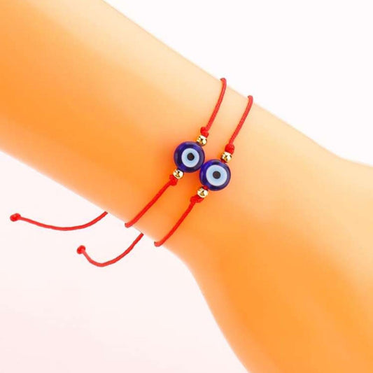 Pulsera Ajustable de Hilo Rojo con Ojo Turco
