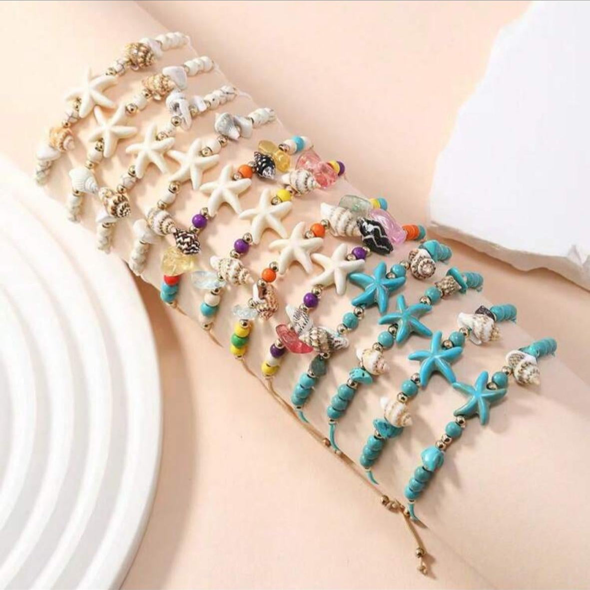Pulsera Ajustable Con Cuentas, Caracoles y Estrella de Mar (Precio Por Unidad)