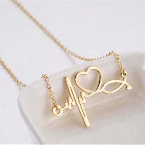 Collar con Estetoscopio, Signos Vitales y Corazón