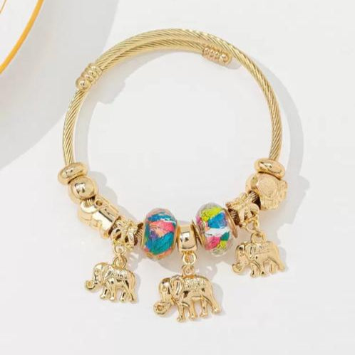 Pulsera con Dijes / Charms Dorados con 3 Elefantes