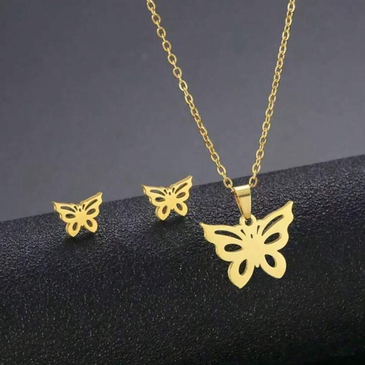 Set De Collar Y Zarcillos de Mariposas (4 Modelos)