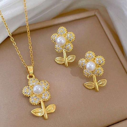 Set de Collar Y Zarcillos de Flor con Circonitas