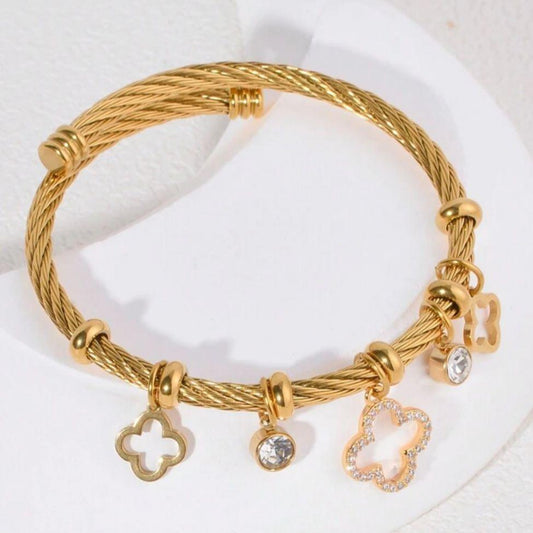 Pulsera Brazalete Con Dijes De 3 Tréboles De 4 Hojas Con 2 Zirconias