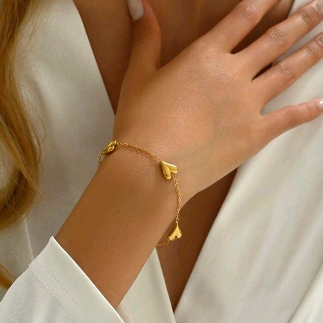 Pulsera Con 3 Corazones