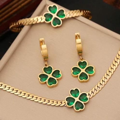 Set De Collar, Pulsera Y Zarcillos De La Suerte Con Zirconias Verdes en Forma de Trébol