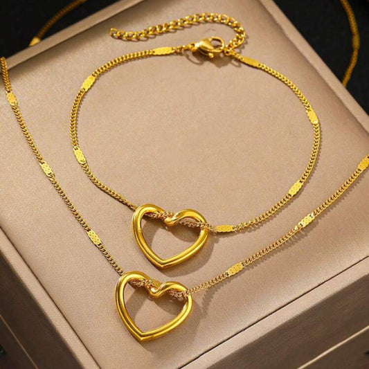 Set de Collar y Pulsera con Corazón Entrelazado