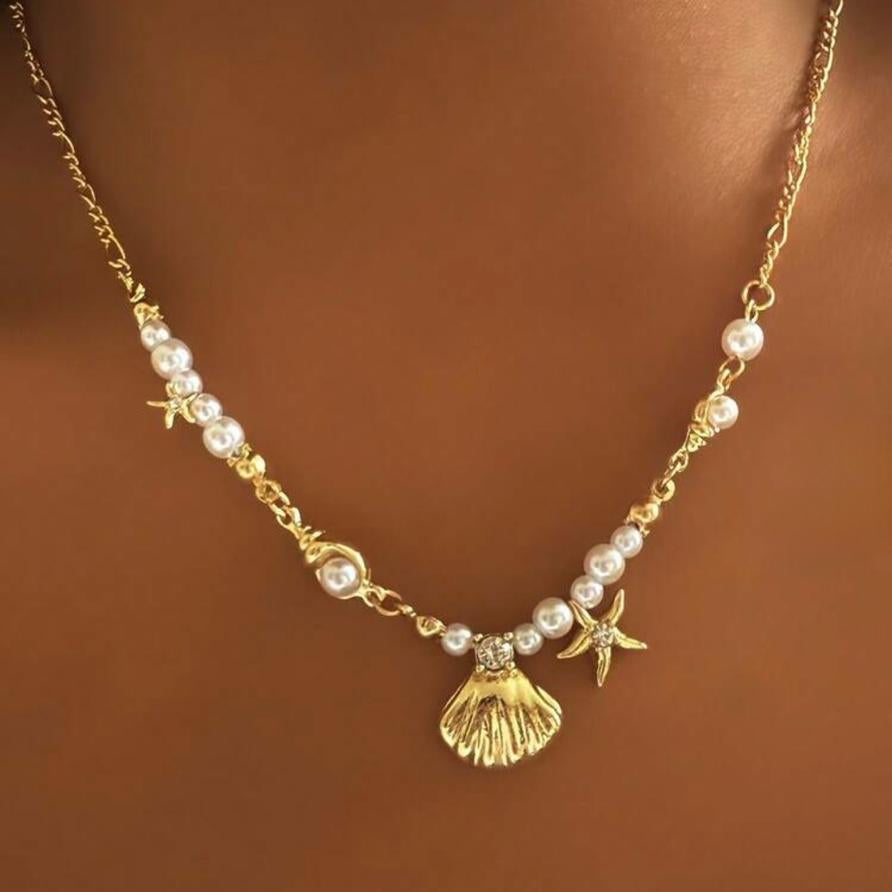Collar con Concha, Estrella de Mar y Perlas Sintéticas