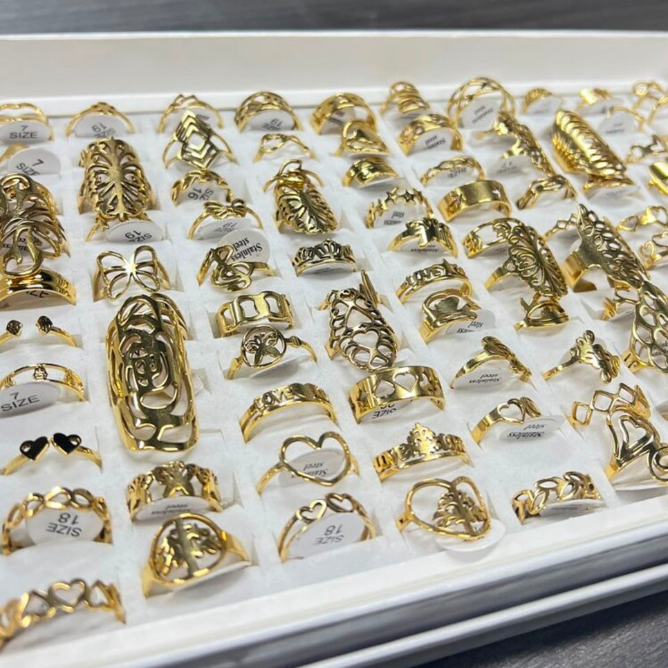 Anillos Variados de Acero Inoxidable Dorados Tallas Variadas (Precio por Unidad)